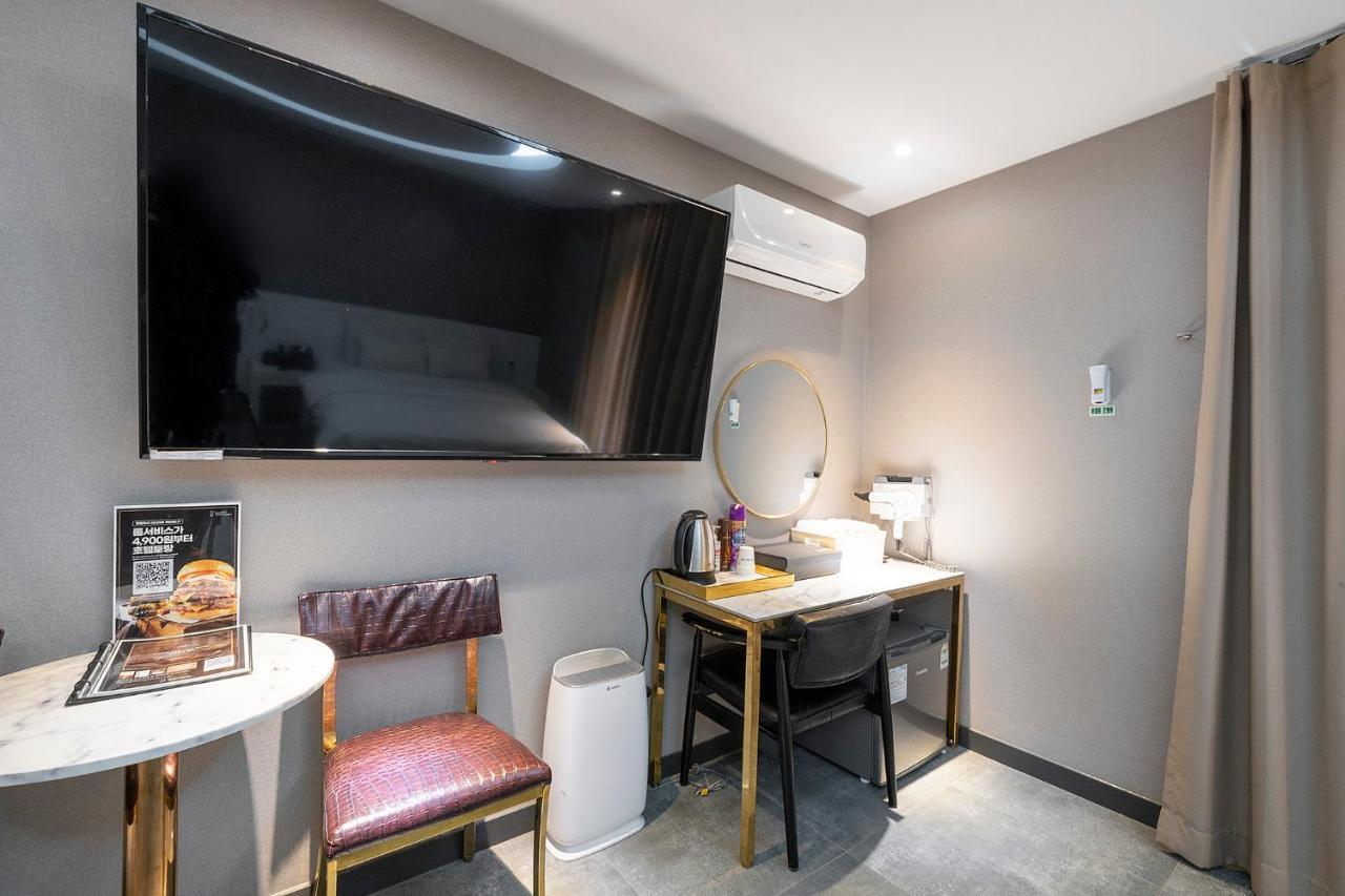 Knox Hotel Cheonan Dış mekan fotoğraf